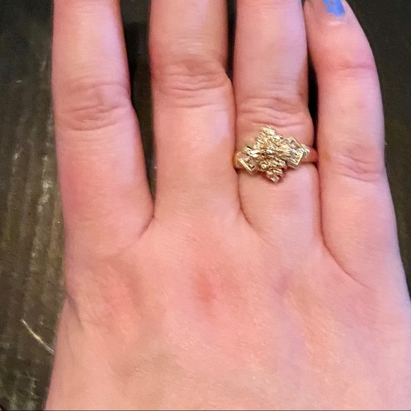 Estate 14k gold diamond ring 💍 - Picture 7 of 8